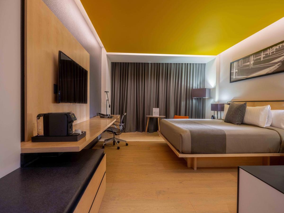 Готель Galeria Plaza San Jeronimo Мехіко Екстер'єр фото A room at the hotel