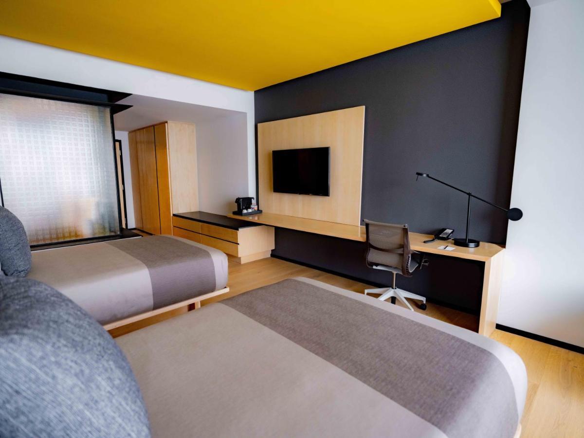 Готель Galeria Plaza San Jeronimo Мехіко Екстер'єр фото A room at the hotel