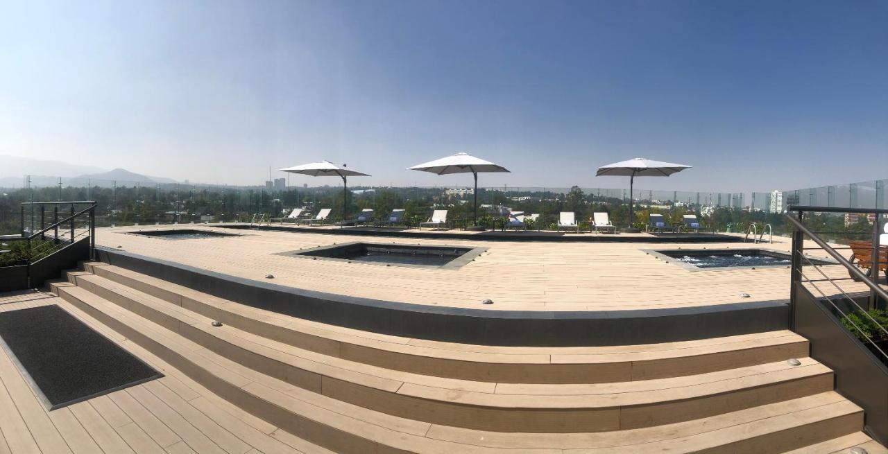 Готель Galeria Plaza San Jeronimo Мехіко Екстер'єр фото The rooftop of the building